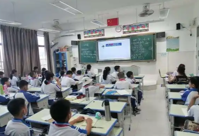 开展数字教育赋能迭代晋级才智校园硬件设施深化教育治理 开展数字教育赋能迭代晋级才智校园硬件设施深化教育治理